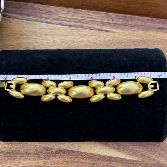 Vintage Givenchy Runway Link Brushed Matte Bracelet - Picture 6 of 10